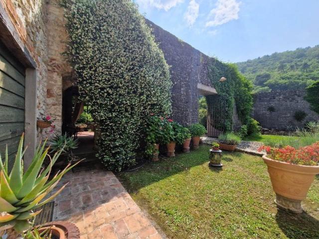 Appartamento in vendita a Fiesole, Toscana