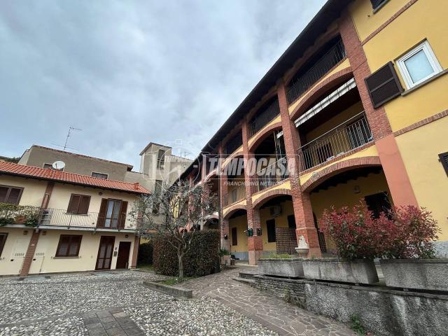 Appartamento in vendita a Figino Serenza, Lombardia