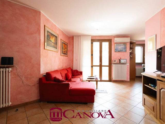 Appartamento in vendita a Figino Serenza, Como