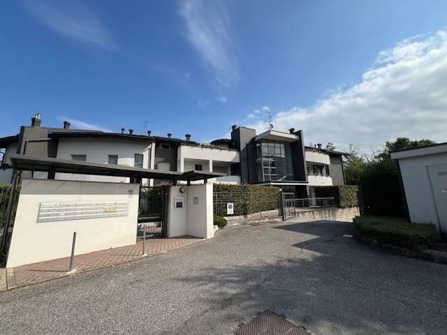 Palazzo in vendita a Figino Serenza, Lombardia