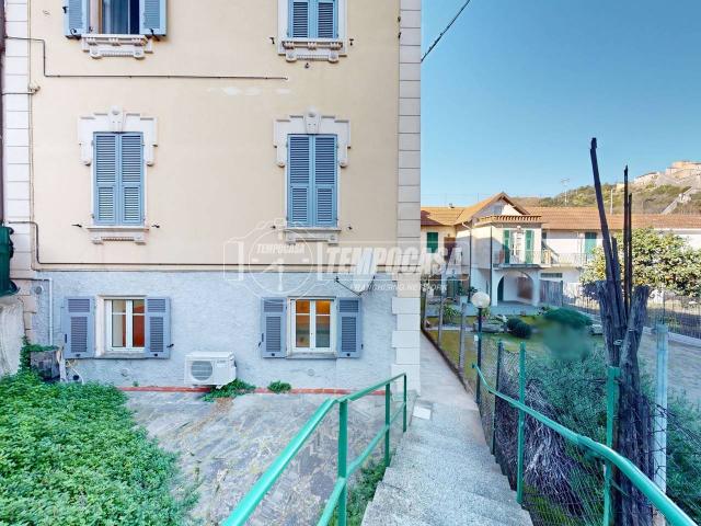 Appartamento in vendita a Finale Ligure, Liguria