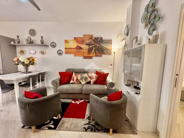 Appartamento in vendita a Finale Ligure, Liguria