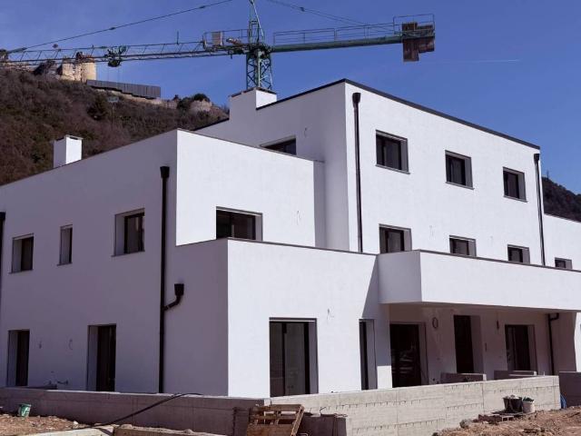 Appartamento in vendita a Finale Ligure, Liguria