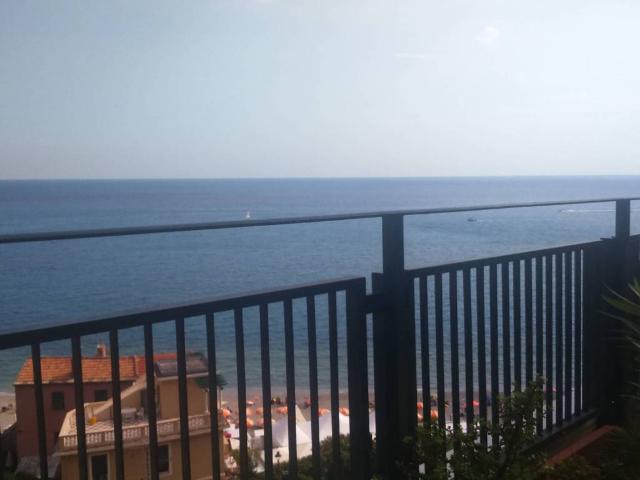 Appartamento in vendita a Finale Ligure, Liguria