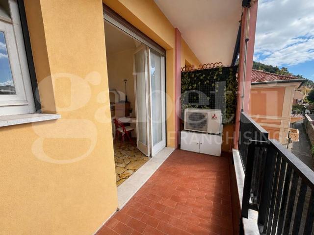 Appartamento in vendita a Finale Ligure, Liguria
