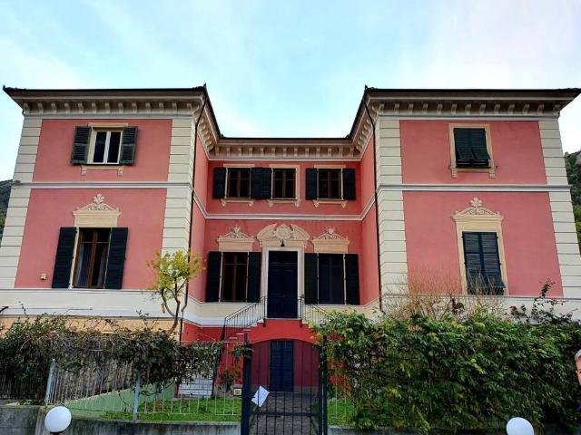 Appartamento in vendita a Finale Ligure, Liguria