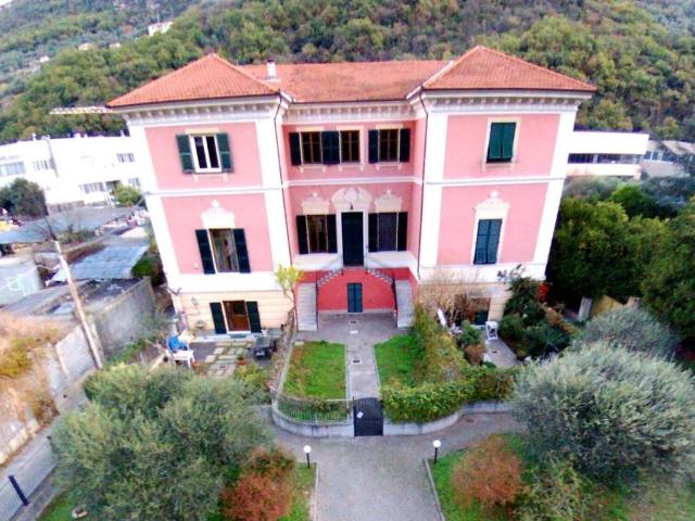 Appartamento in vendita a Finale Ligure, Liguria