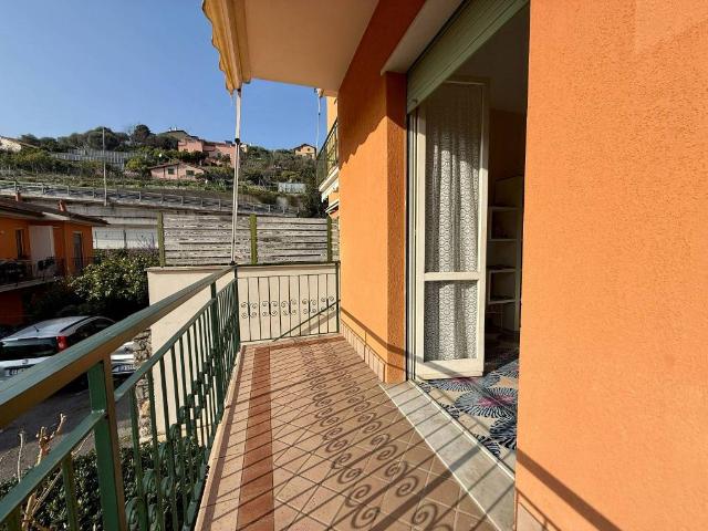 Appartamento in vendita a Finale Ligure, Liguria