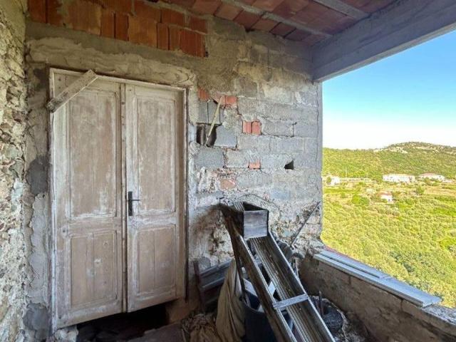 Appartamento in vendita a San Bernardino, Finale Ligure