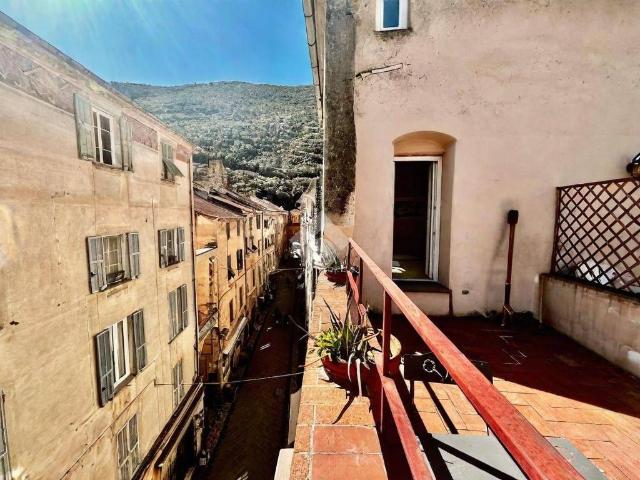 Appartamento in vendita a Finale Ligure, Liguria