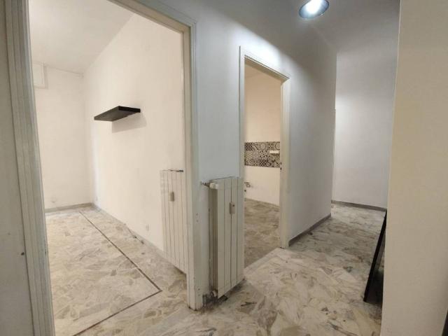 Appartamento in vendita a Finalmarina, Finale Ligure