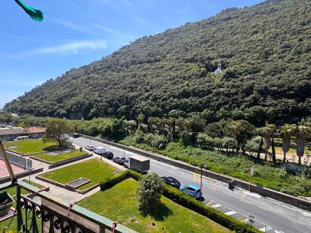 Appartamento in vendita a Finale Ligure, Liguria
