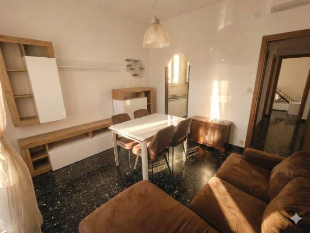 Appartamento in vendita a Finalmarina, Finale Ligure