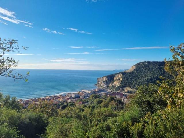 Appartamento in vendita a Calvisio, Finale Ligure