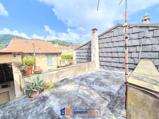 Appartamento in vendita a Finale Ligure, Liguria