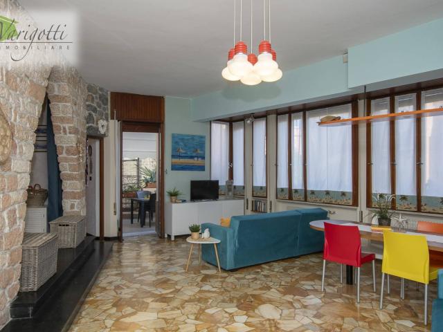 Appartamento in vendita a Finale Ligure, Liguria