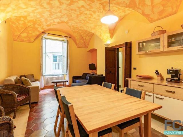 Appartamento in vendita a Finale Ligure, Liguria