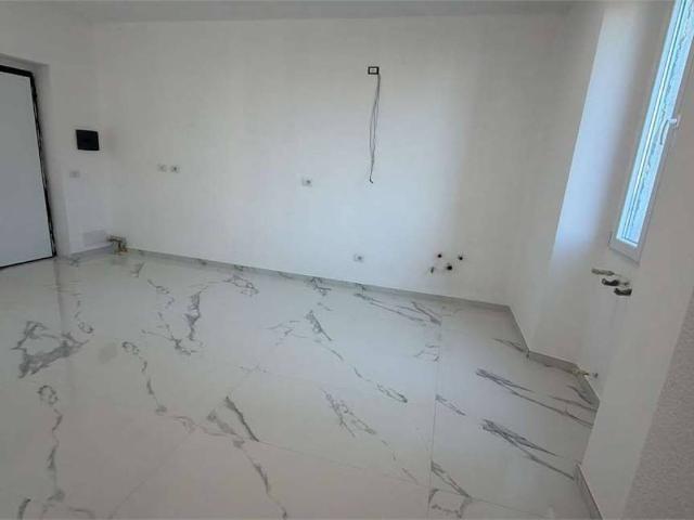 Appartamento in vendita a Pazzea, Fino Mornasco