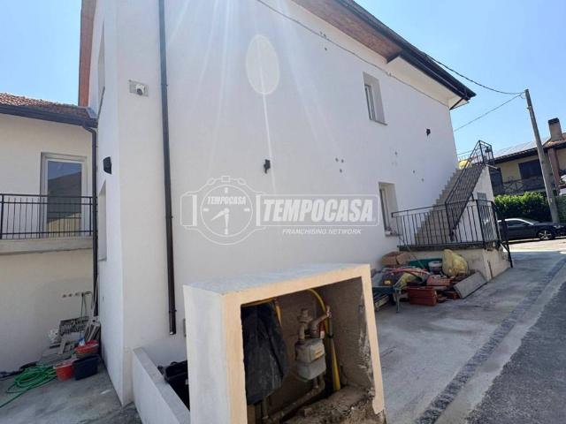 Appartamento in vendita a Fino Mornasco, Lombardia