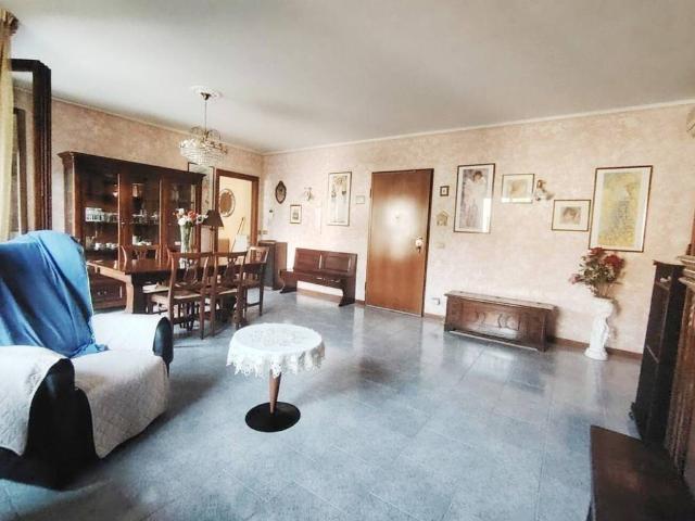 Appartamento in vendita a Quartiere Fiorano Centro, Fiorano Modenese