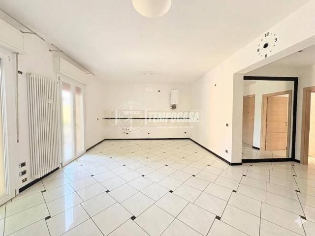 Appartamento in vendita a Unione dei comuni del Distretto Ceramico, Fiorano Modenese