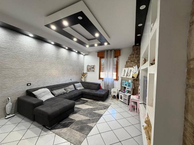 Appartamento in vendita a Quartiere Case Nuove, Fiorano Modenese