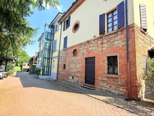 Appartamento in vendita a Unione dei comuni del Distretto Ceramico, Fiorano Modenese