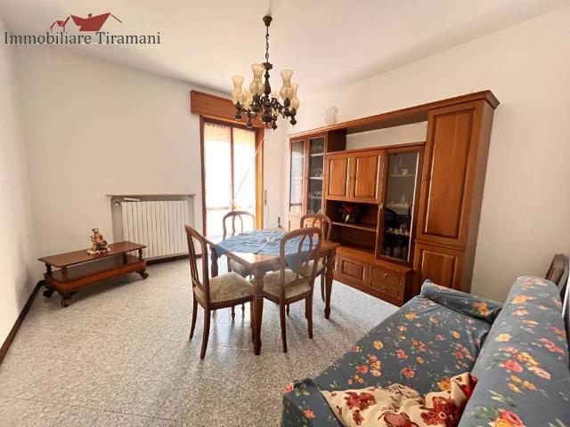 Appartamento in vendita a Fiorenzuola D'arda, Reggio Emilia