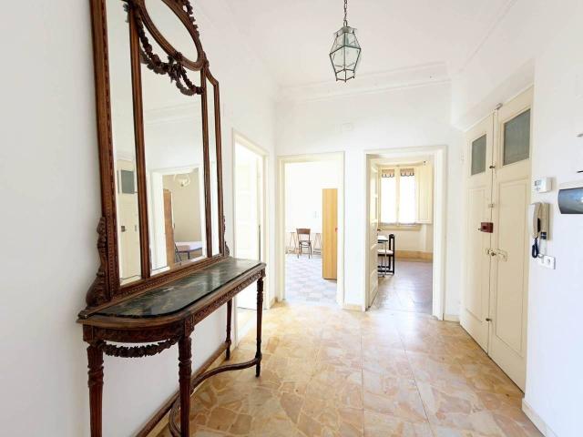 Appartamento in vendita a Quartiere 5, Firenze