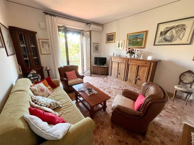Appartamento in vendita a Quartiere 4, Scandicci
