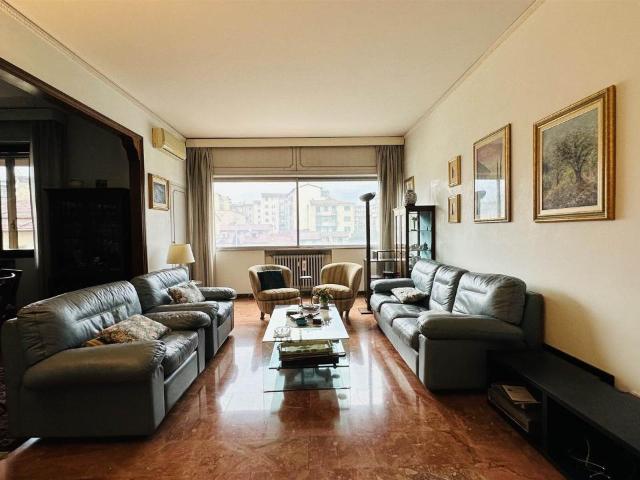 Appartamento in vendita a Quartiere 1, Firenze