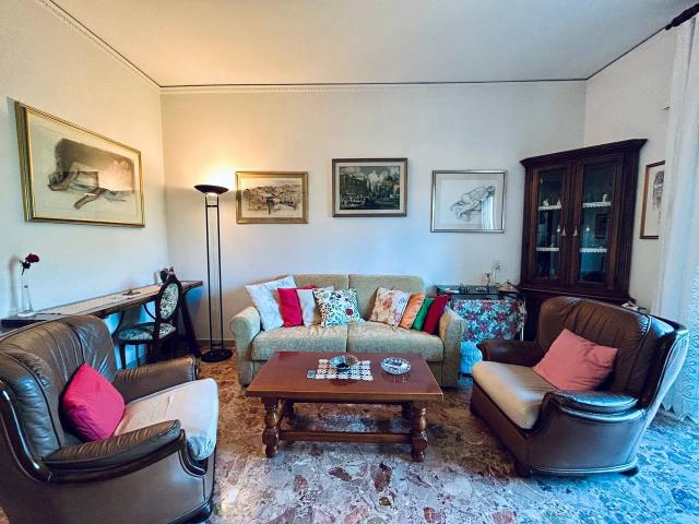 Appartamento in vendita a Quartiere 4, Firenze