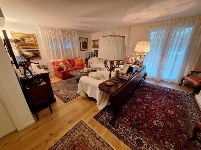 Appartamento in vendita a Due Strade, Firenze