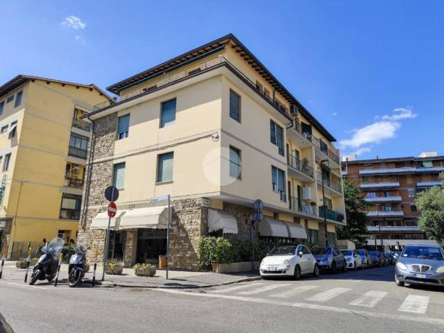Appartamento in vendita a Quartiere 3, Firenze