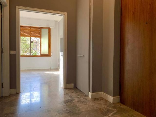 Appartamento in vendita a Quartiere 2, Firenze