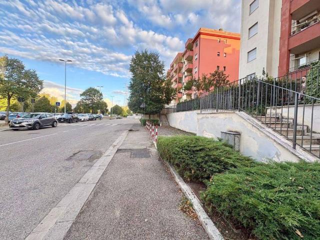 Appartamento in vendita a Pontignale, Firenze