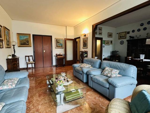 Appartamento in vendita a Quartiere 1, Firenze