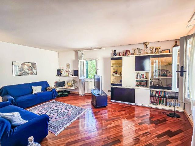 Appartamento in vendita a Galluzzo, Firenze