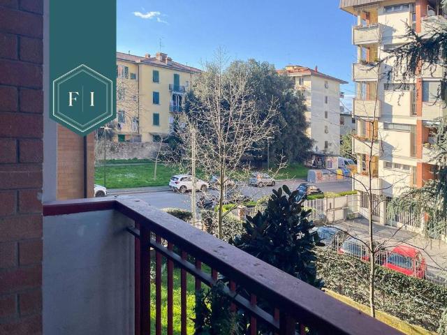Appartamento in vendita a Quartiere 3, Firenze
