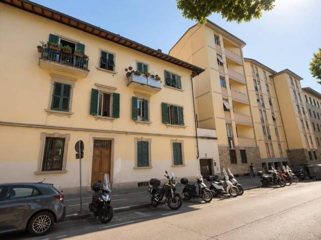 Appartamento in vendita a Quartiere 2, Firenze