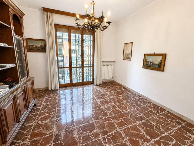 Appartamento in vendita a Quartiere 3, Firenze