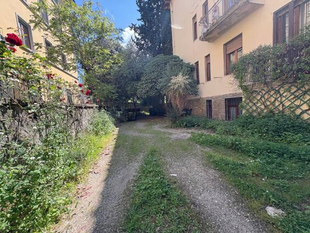 Appartamento in vendita a Quartiere 5, Firenze