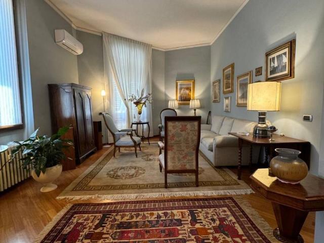 Appartamento in vendita a Quartiere 2, Firenze