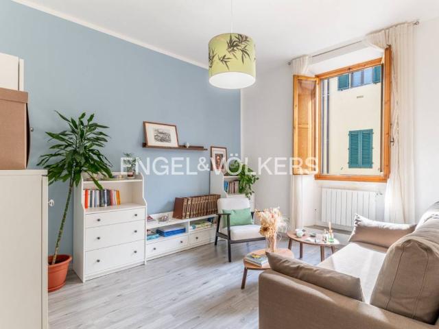 Appartamento in vendita a La Gora, Firenze