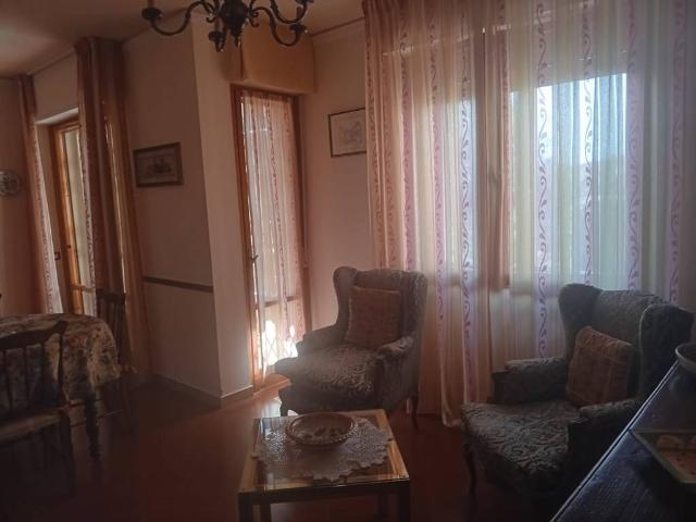 Appartamento in vendita a San Casciano in Val di Pesa, Mercatale Val Di Pesa