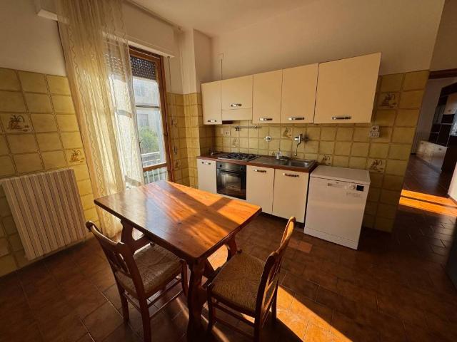 Appartamento in vendita a Quartiere 4, Firenze