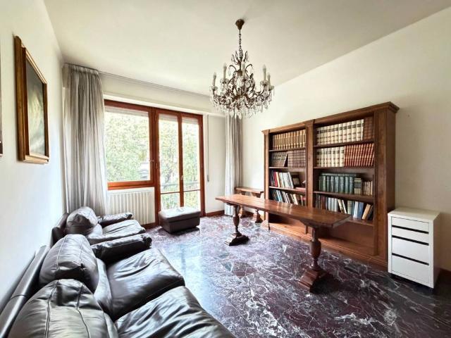 Appartamento in vendita a Quartiere 2, Firenze