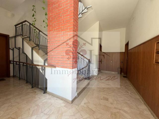 Appartamento in vendita a Quartiere 5, Firenze