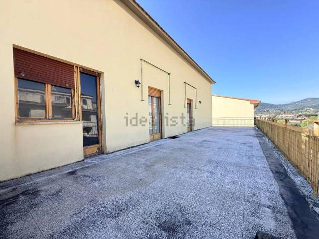 Appartamento in vendita a Quartiere 2, Firenze