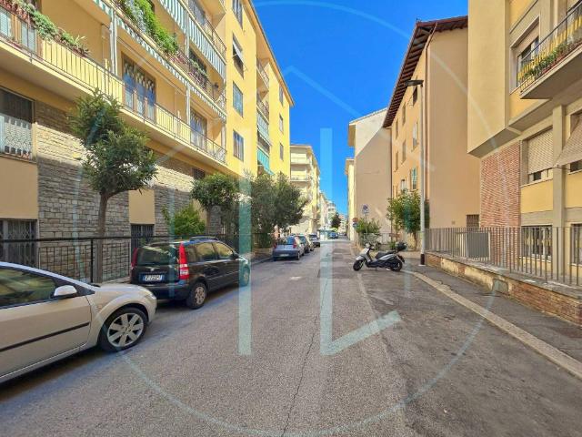 Appartamento in vendita a Quartiere 2, Firenze